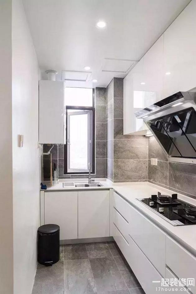 小户型厨房做个L型的橱柜,动线合理又实用! 小户型厨房做个L型的橱柜,动线合理又实用!