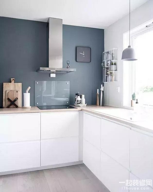 小户型厨房做个L型的橱柜,动线合理又实用! 小户型厨房做个L型的橱柜,动线合理又实用!